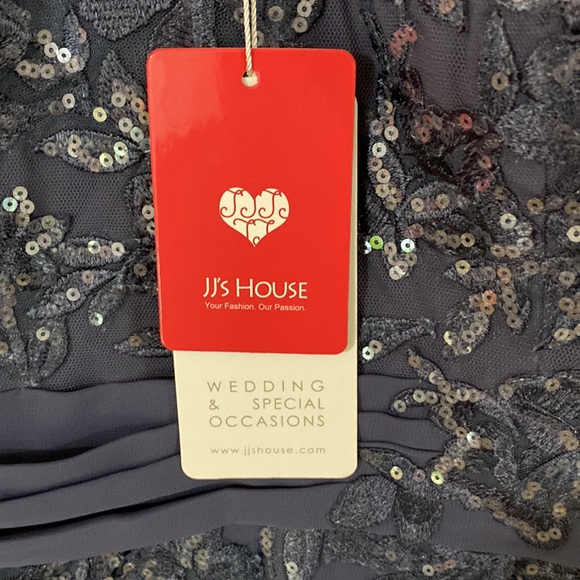 Beautiful New Year’s Eve Dress from JJ’s House - Picture 4 of 7